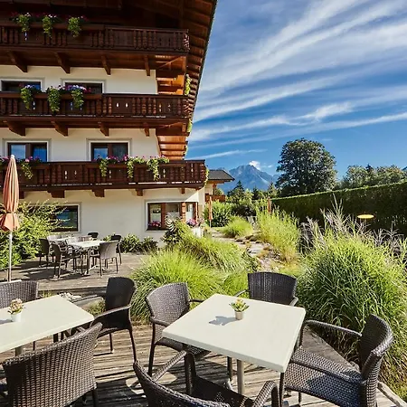 Aparthotel Bergland-3